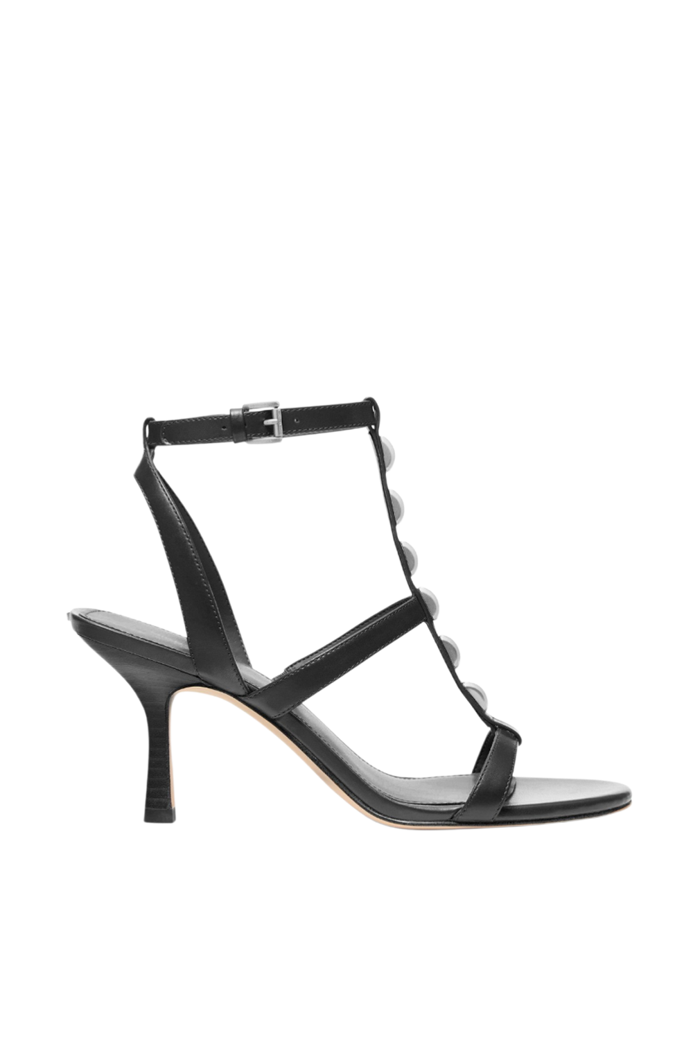 תמונה קידמית של סנדלי עקב