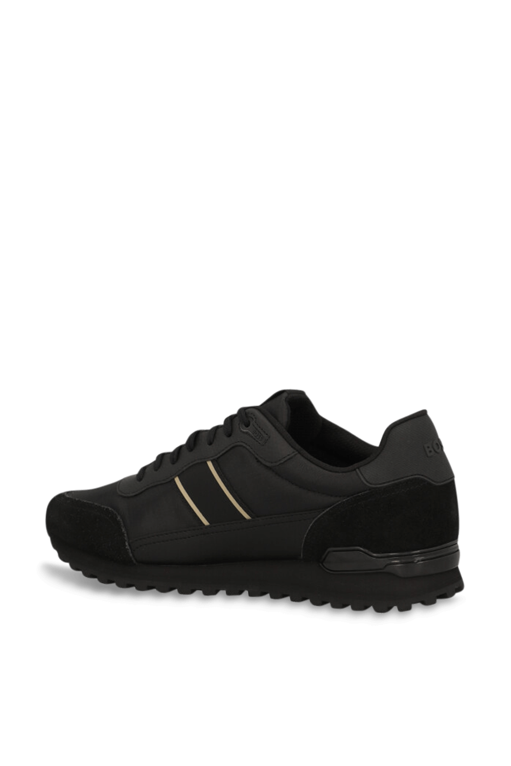 תמונה אחורית של נעלי סניקרס