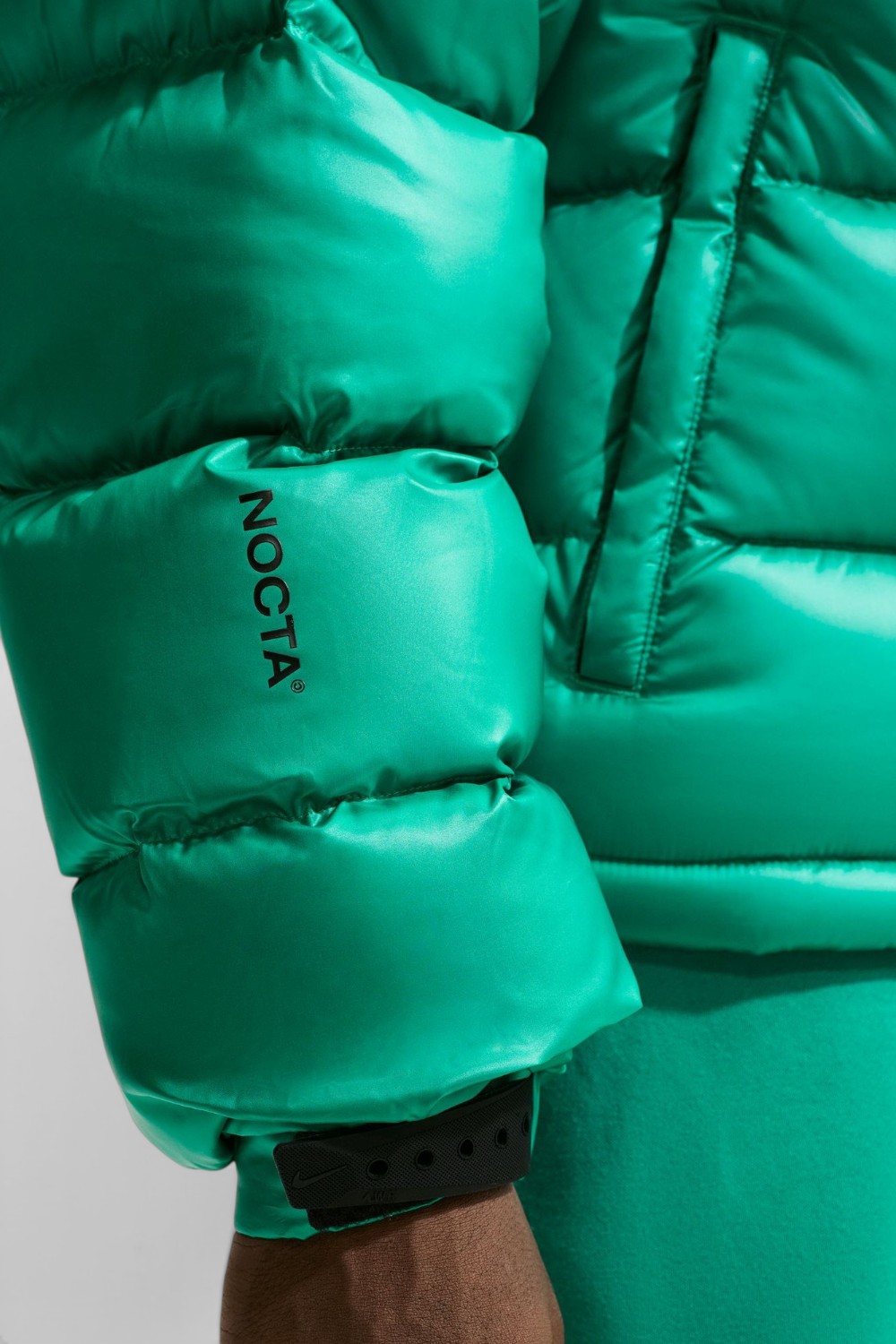 מעיל פוך נייקי X סטוסי