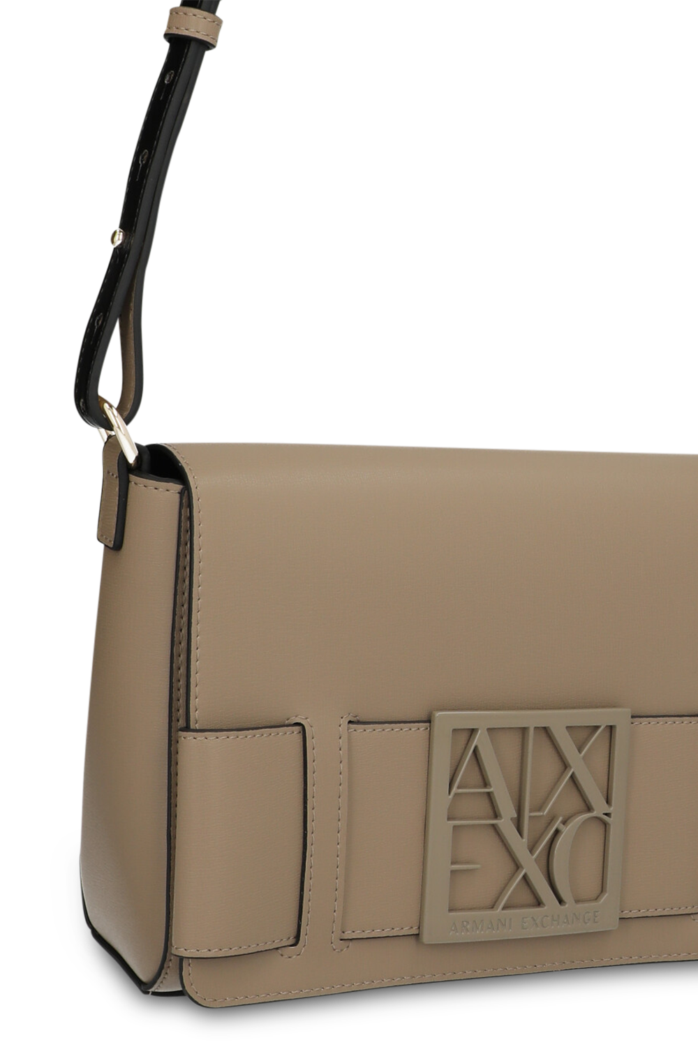 תמונת תקריב של תיק קרוס מרד 19