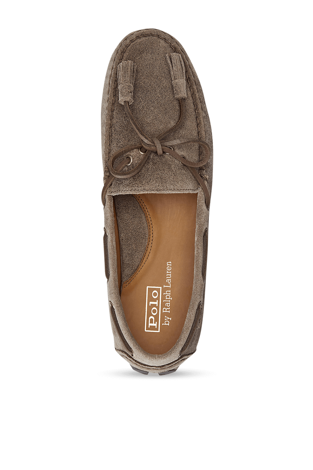 תמונת תקריב של נעלי מוקסינים