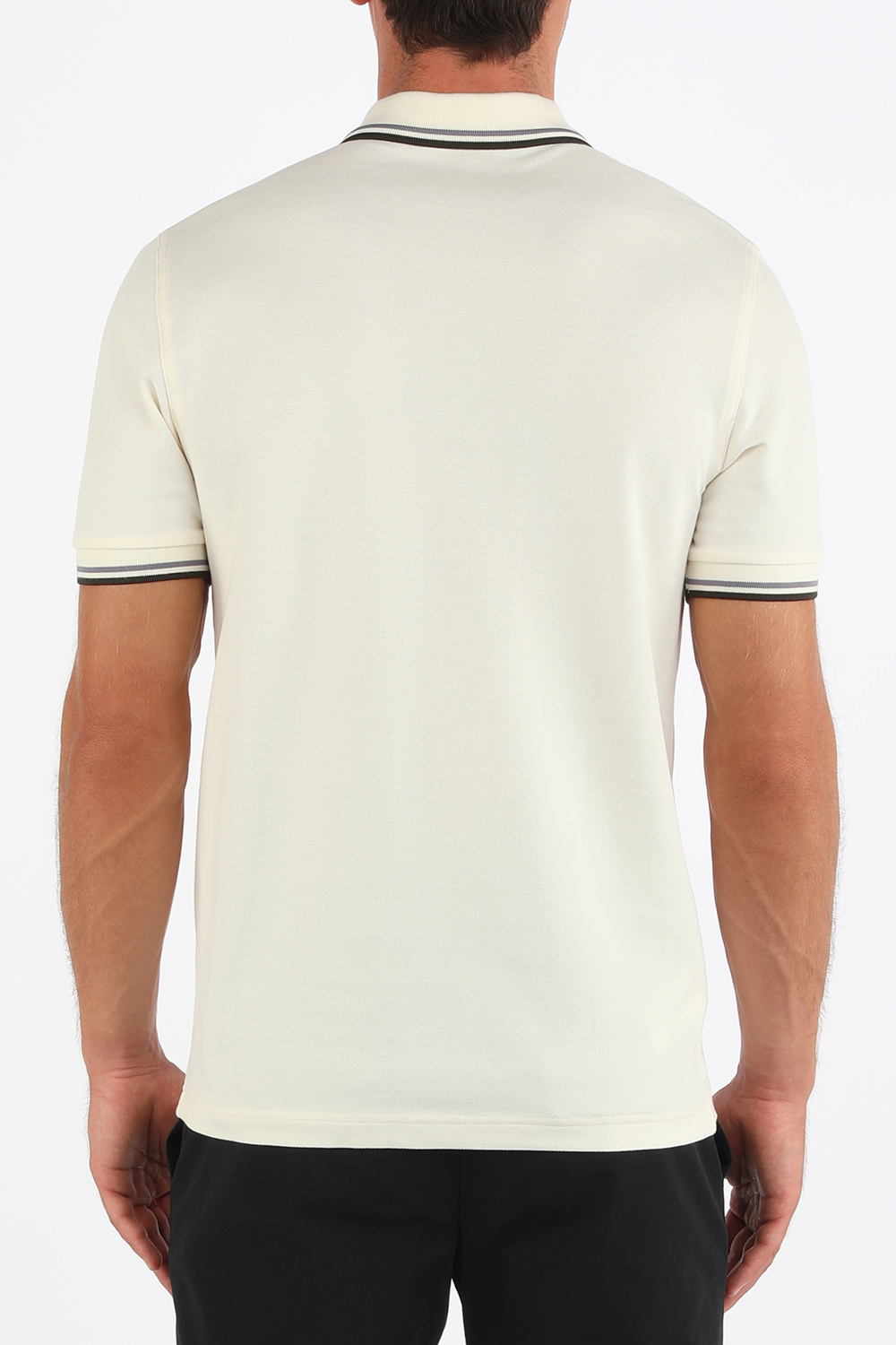 תמונת דוגמן אחורית של Classic Polo Shirt in White