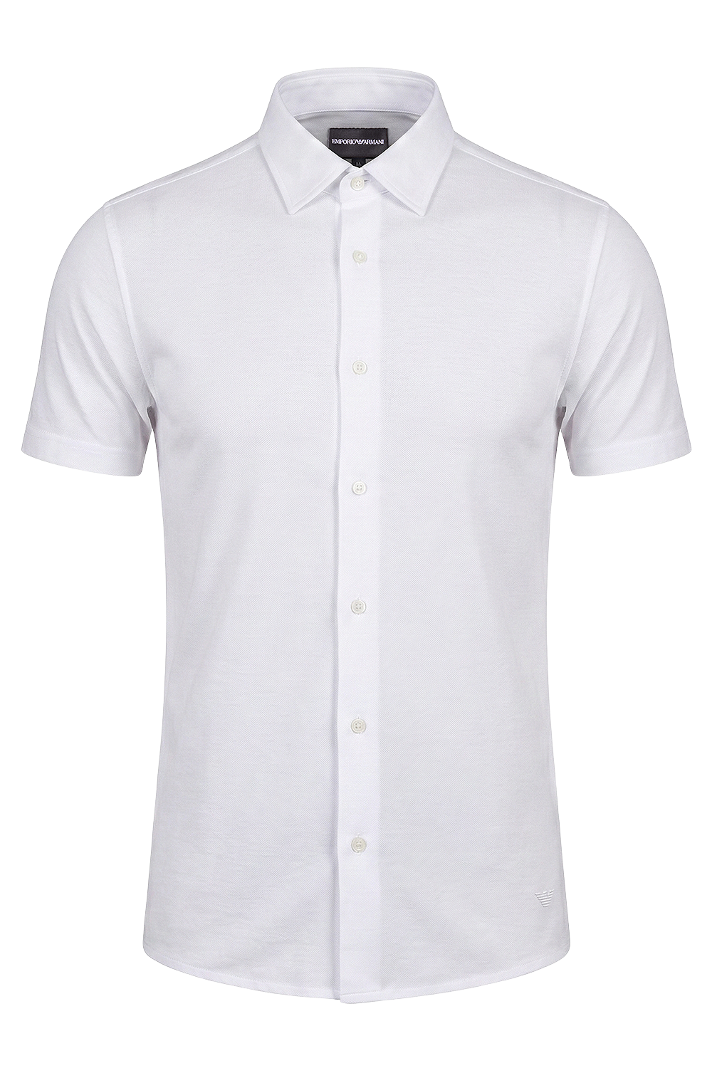 תמונה קידמית של חולצת כפתורים