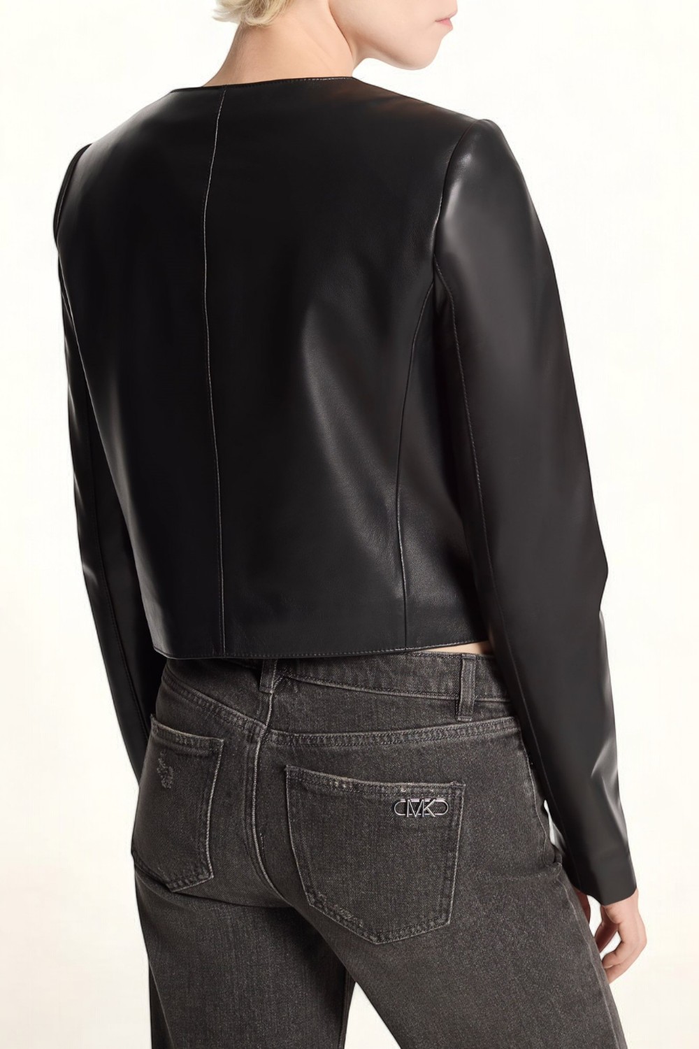 תמונת דוגמן אחורית של ז'קט עור קרופ