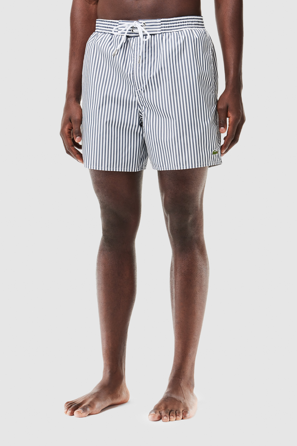 תמונת דוגמן קידמית של מכנסי בגד ים