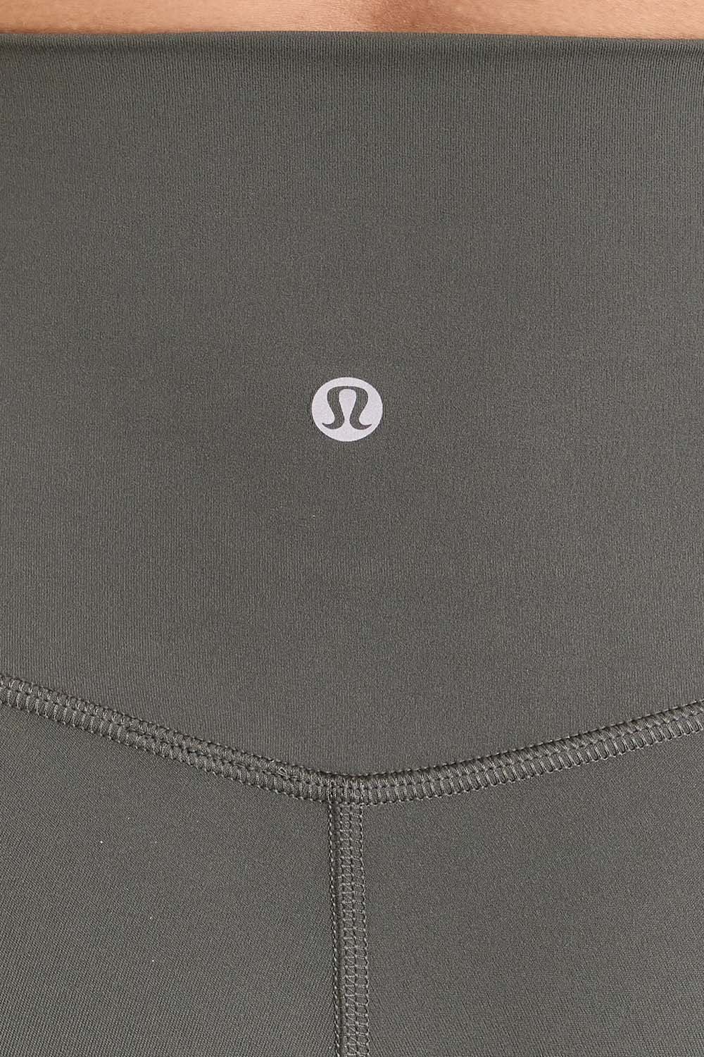 תמונת תקריב דוגמן של Align HR Pant 25 Leggings