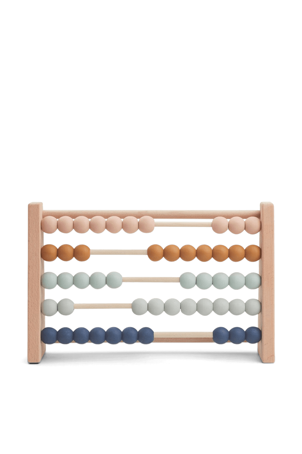 תמונה קידמית של משחק בדידים מעץ מלא