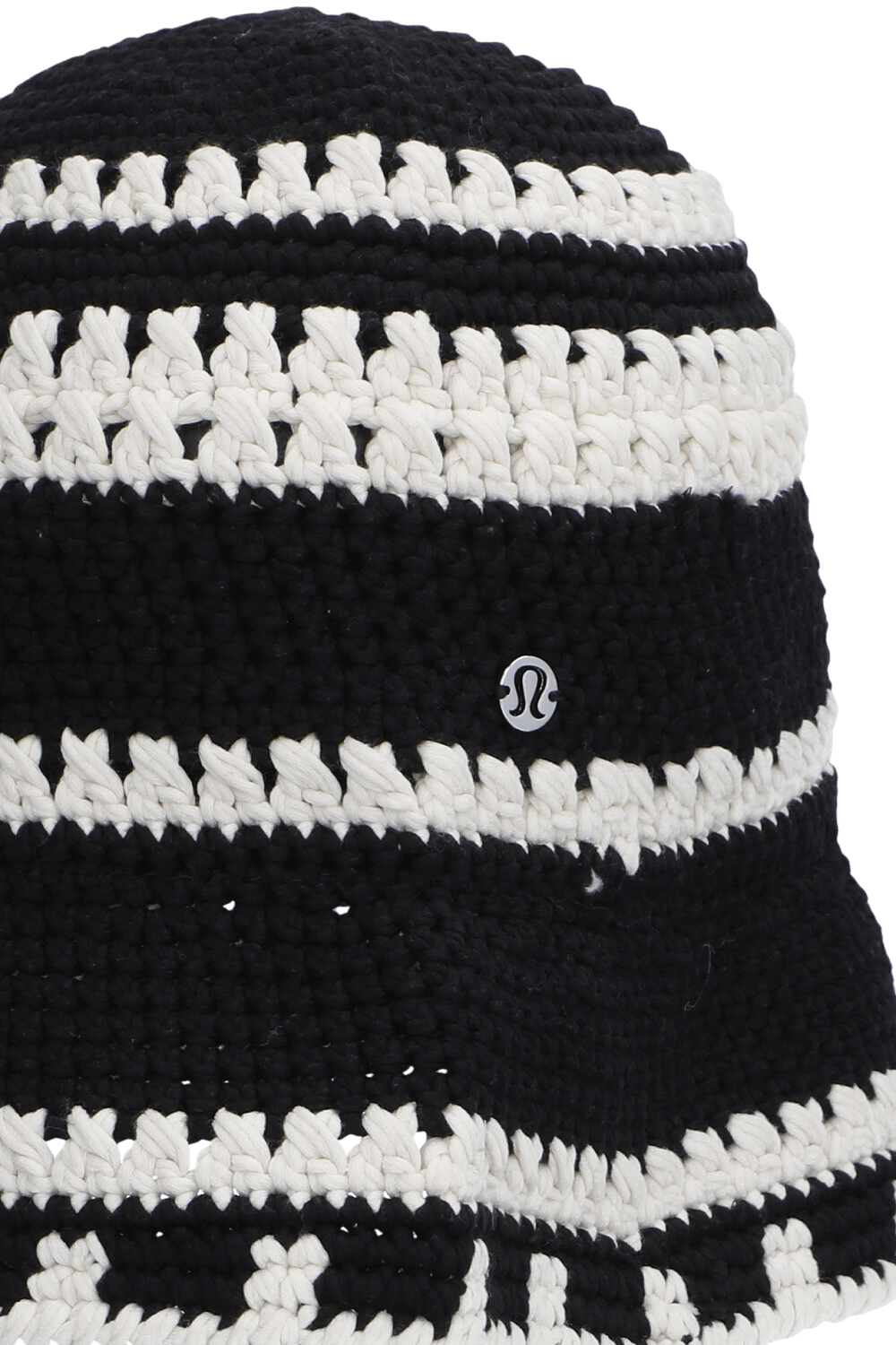 תמונה אחורית של Cotton Crochet Bucket Hat