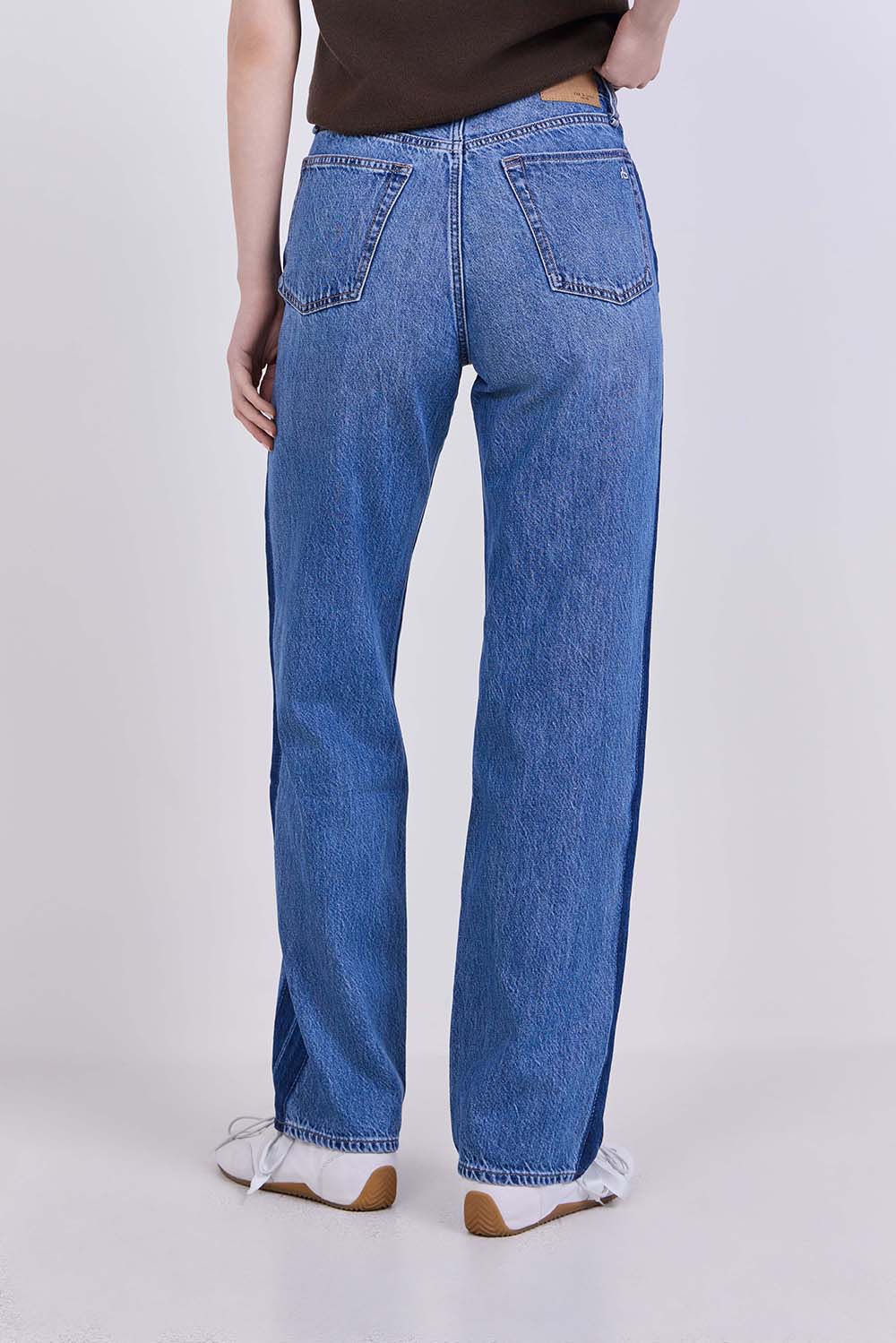 מכנסי ג'ינס בגזרה ישרה