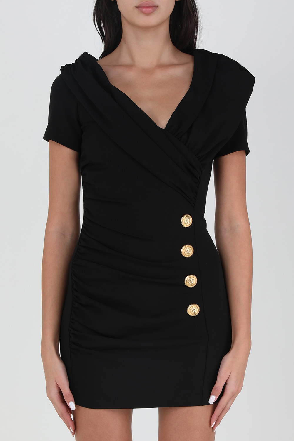 תמונת דוגמן קידמית של שמלת מיני עם כפתורים