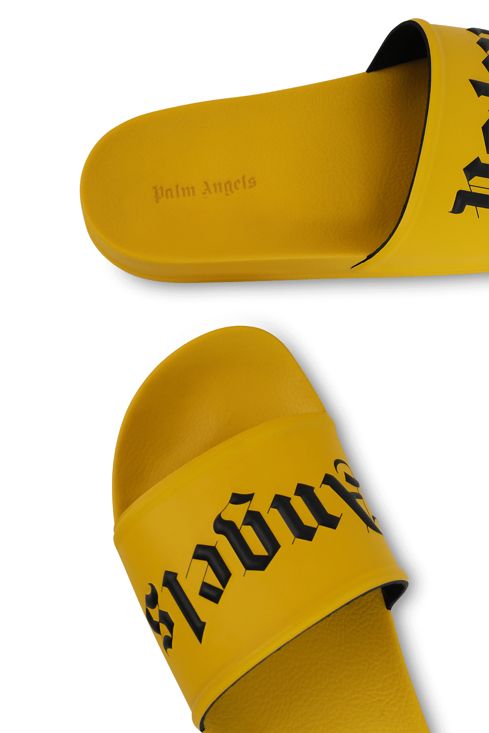 תמונת תקריב של כפכפי סליידס צהובים