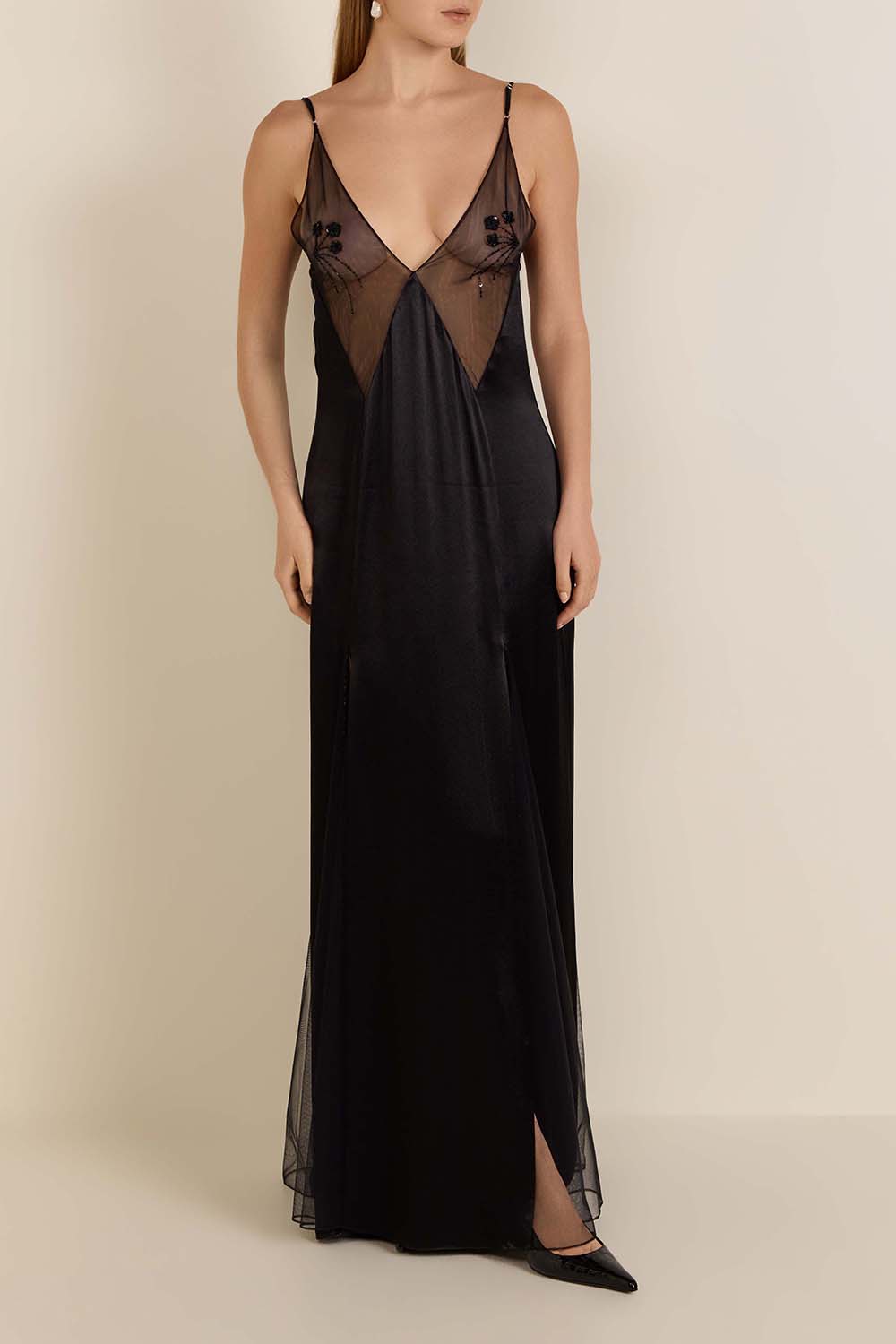 תמונת דוגמן קידמית של שמלת מקסי חצי-שקופה