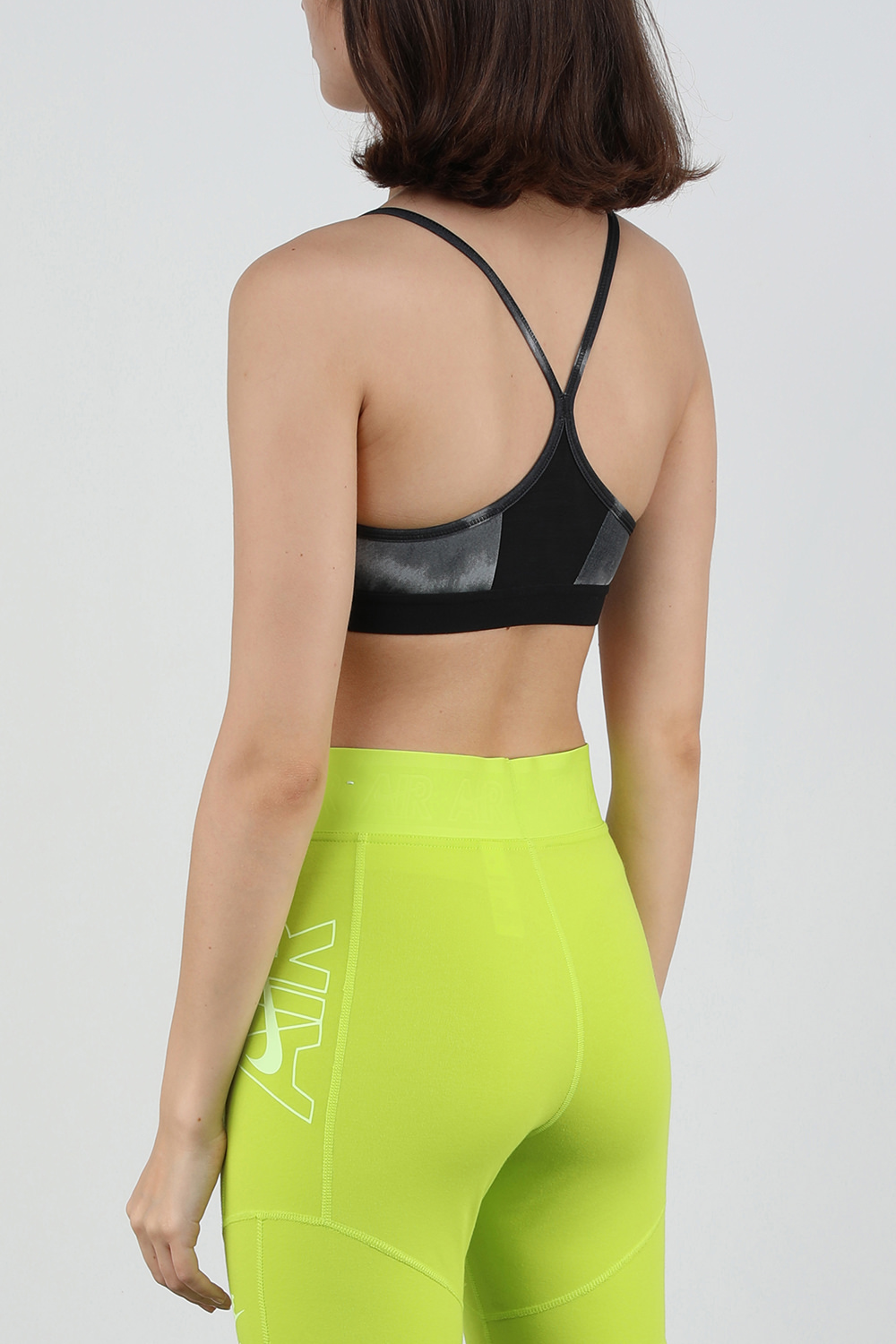 תמונת דוגמן אחורית של חזיית ספורט בגוון אפור-שחור