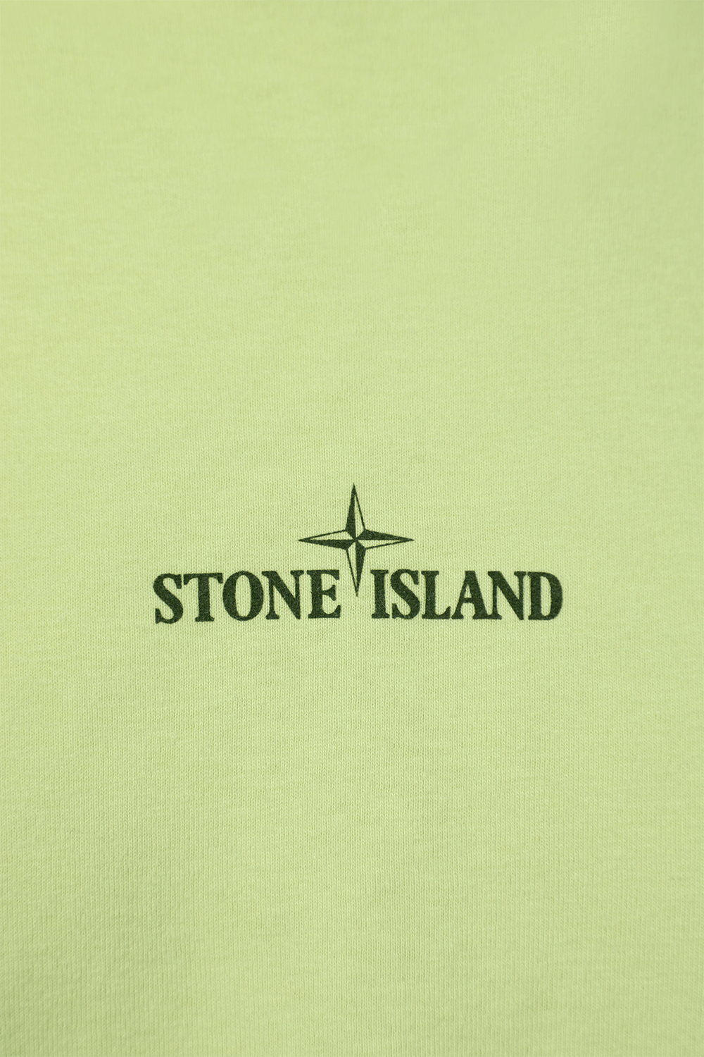 חולצת טי צהובה עם הדפס גראפי בגב STONE ISLAND