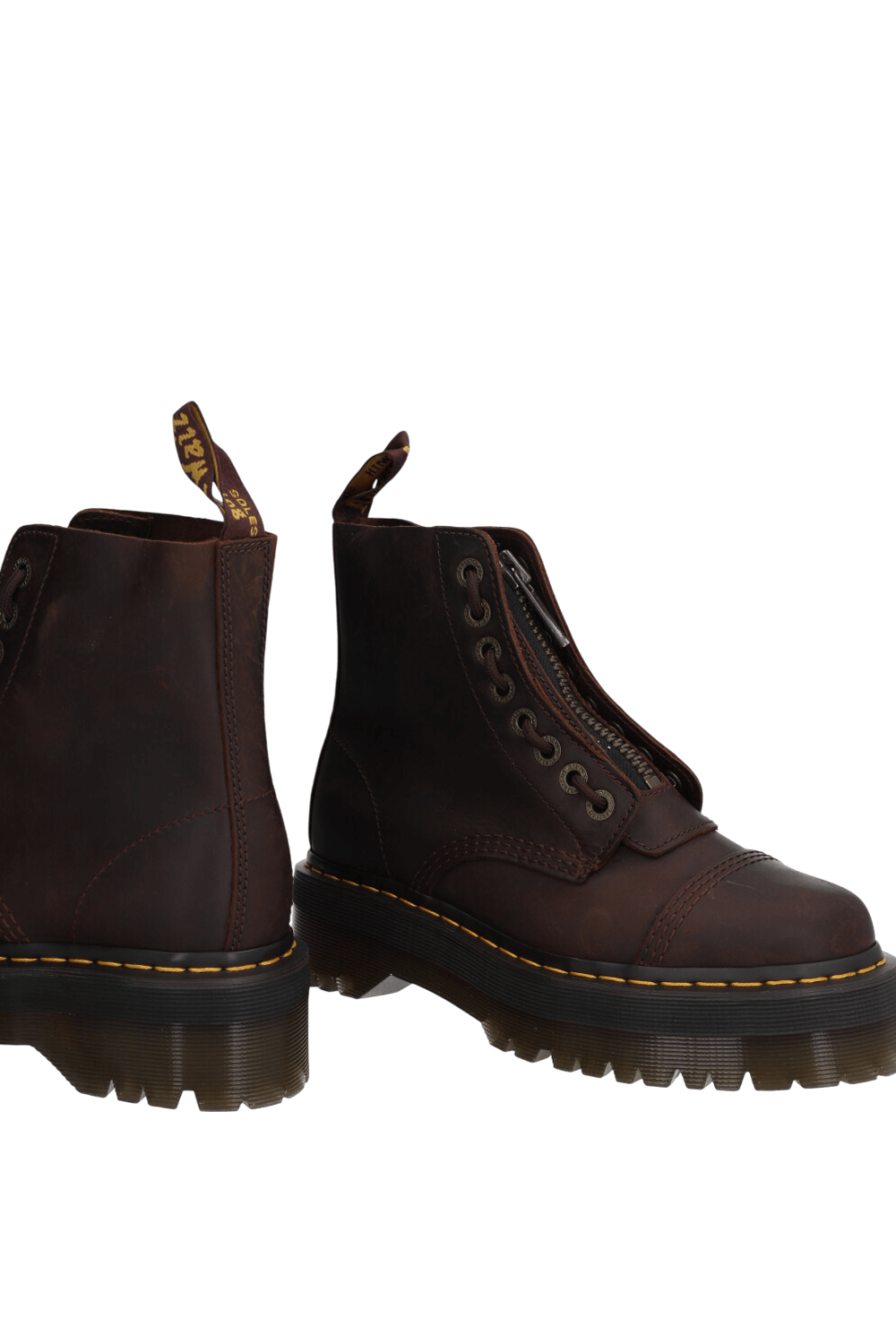 תמונת תקריב של מגפוני סינקלייר ג'ונגל