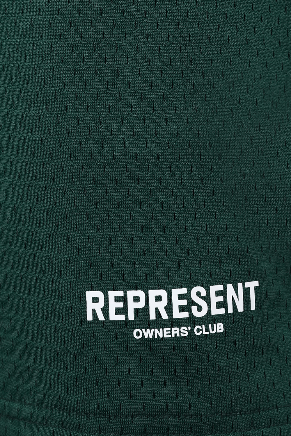 תמונה אחורית של מכנסי טרנינג קצרים