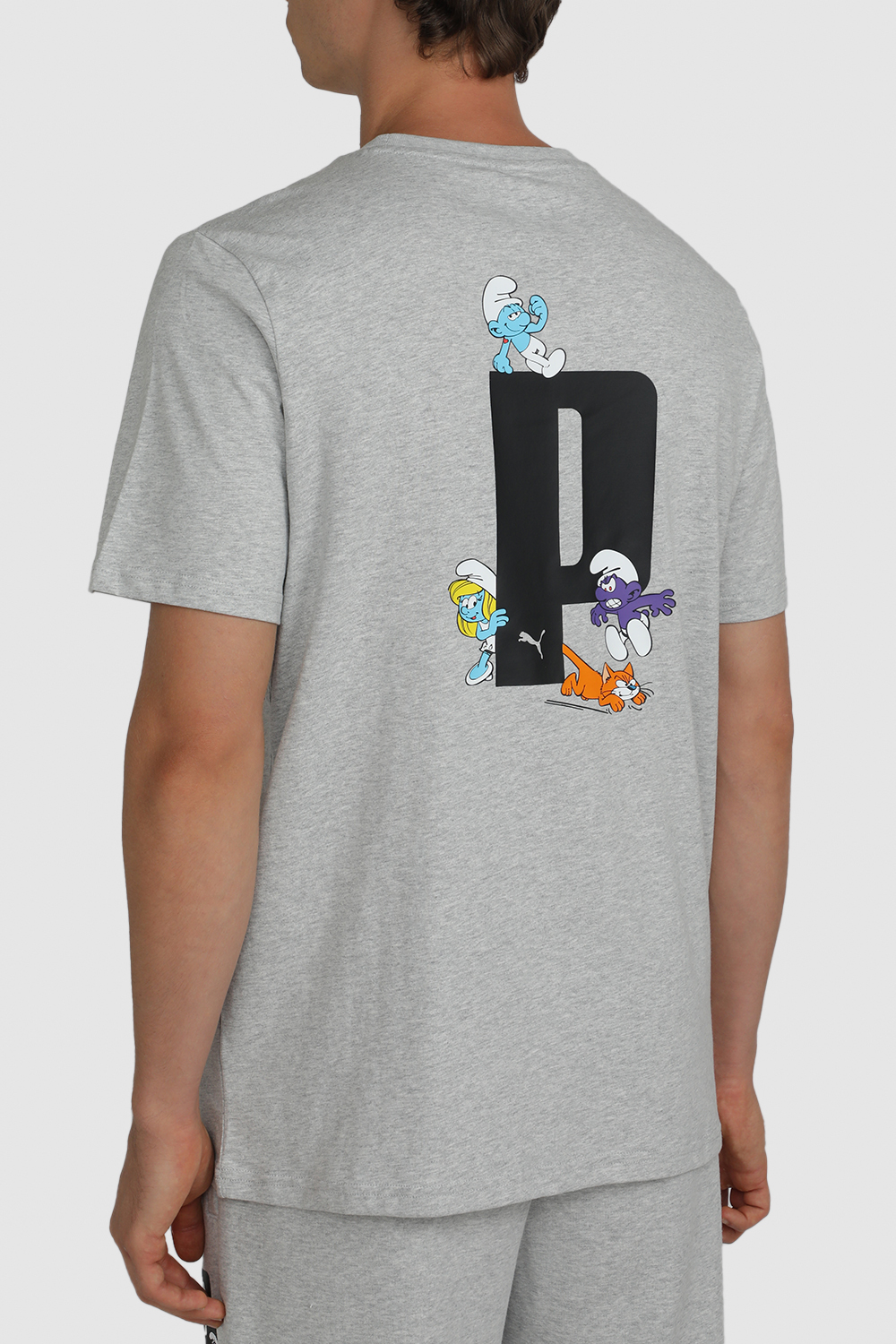 תמונת תקריב דוגמן של פומה X דרדסים חולצת טי