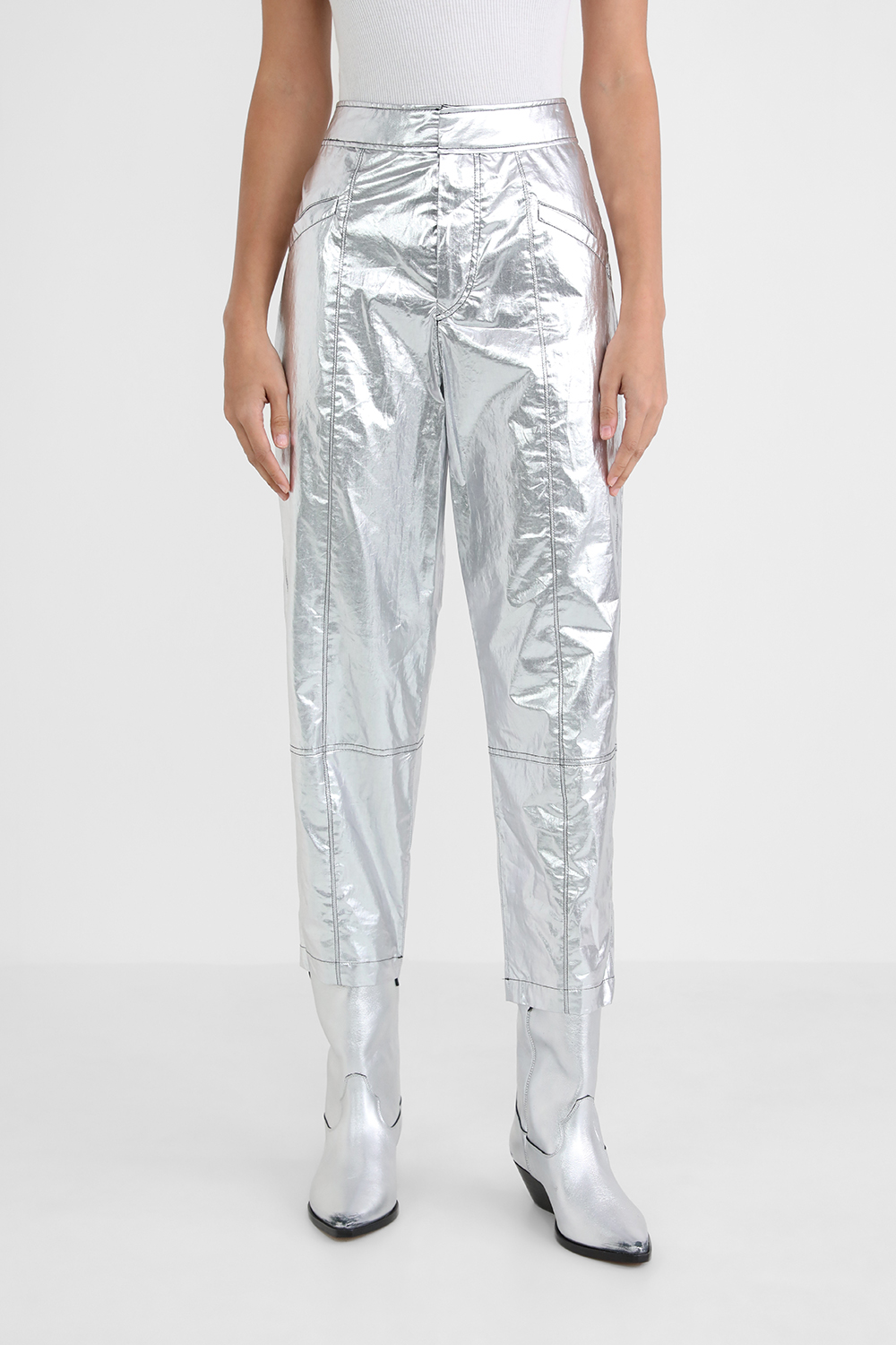 תמונת דוגמן קידמית של מכנסי אוד