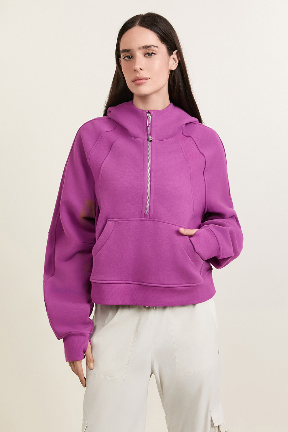 תמונת דוגמן קידמית של Scuba Oversized Half-Zip Hoodie