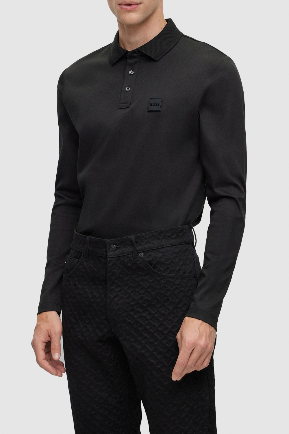 תמונת דוגמן קידמית של חולצת פולו