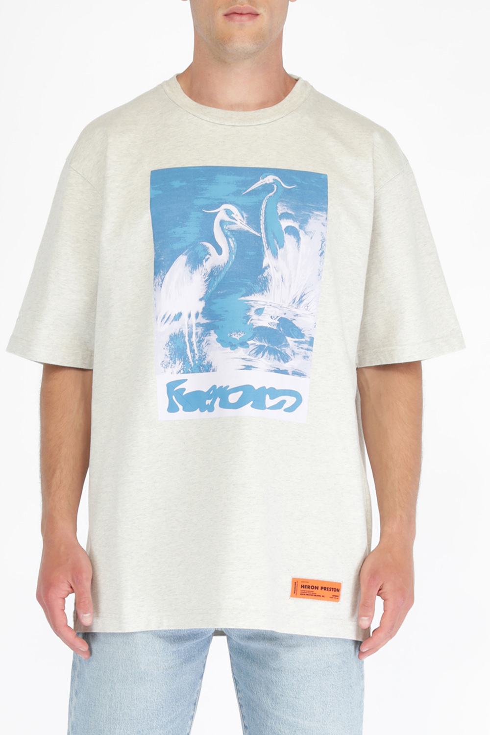 תמונת דוגמן קידמית של Heron Logo Over Tee in Grey