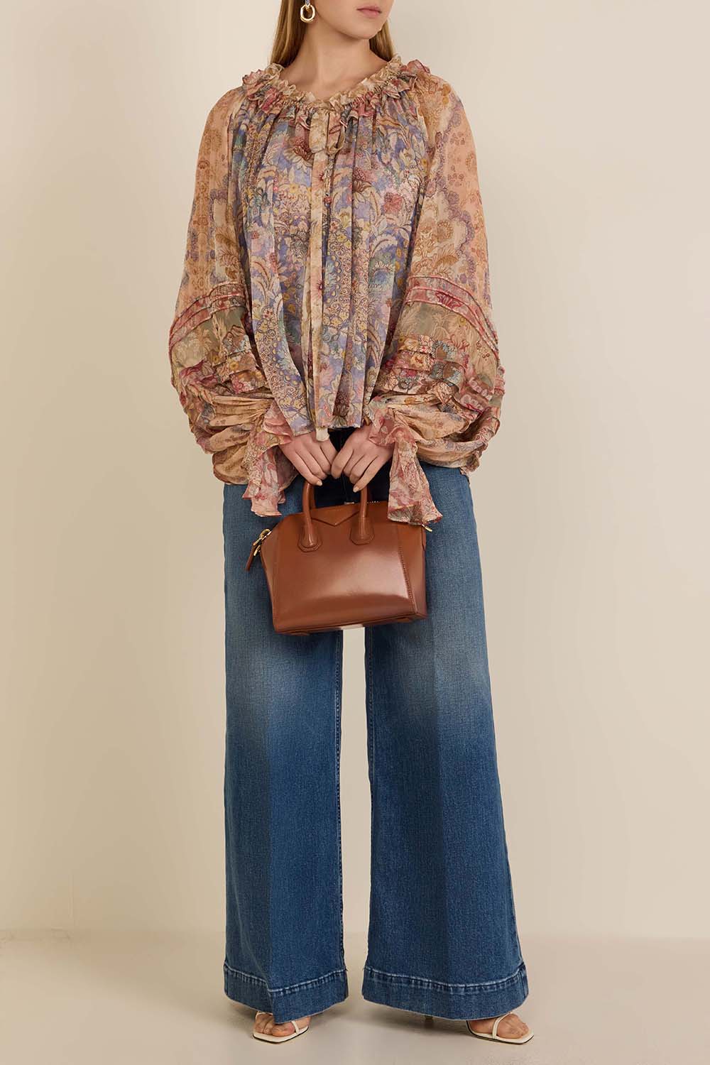 תמונת דוגמן קידמית של תיק אנטיגונה מיני