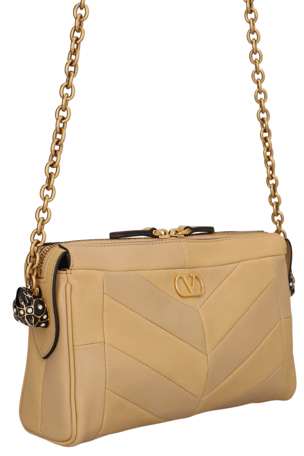 תמונת תקריב של תיק כתף פנטי בגודל סמול