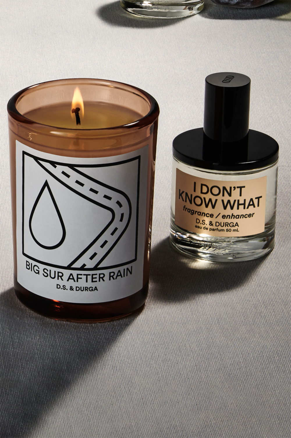 תמונת פנים של D.S. & Durga B.S. After Rain Candle