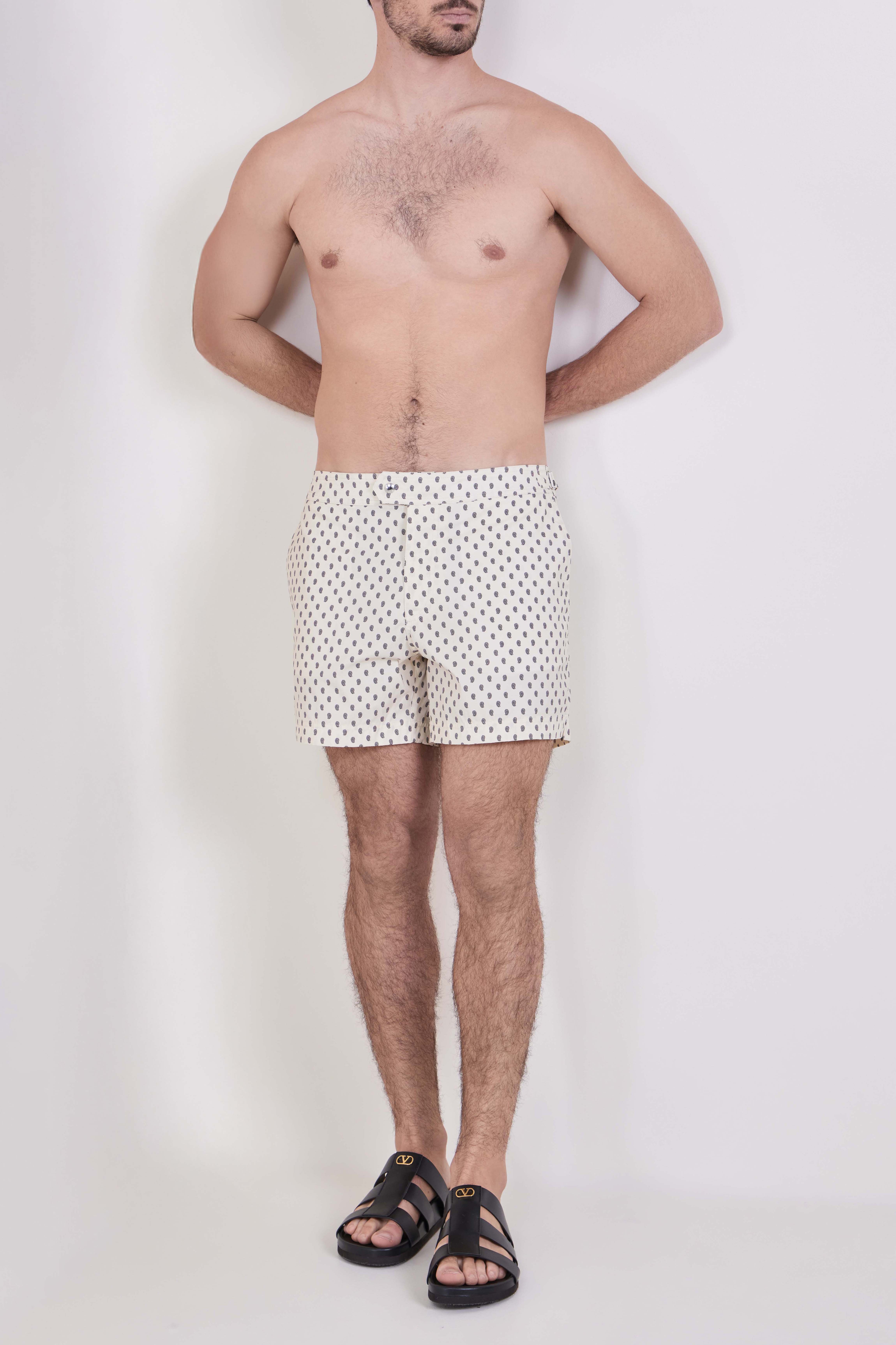 תמונת דוגמן קידמית של כפכפי סליידס