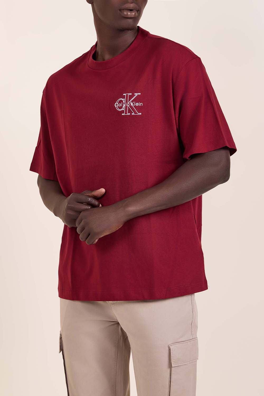 תמונת דוגמן קידמית של חולצת טי