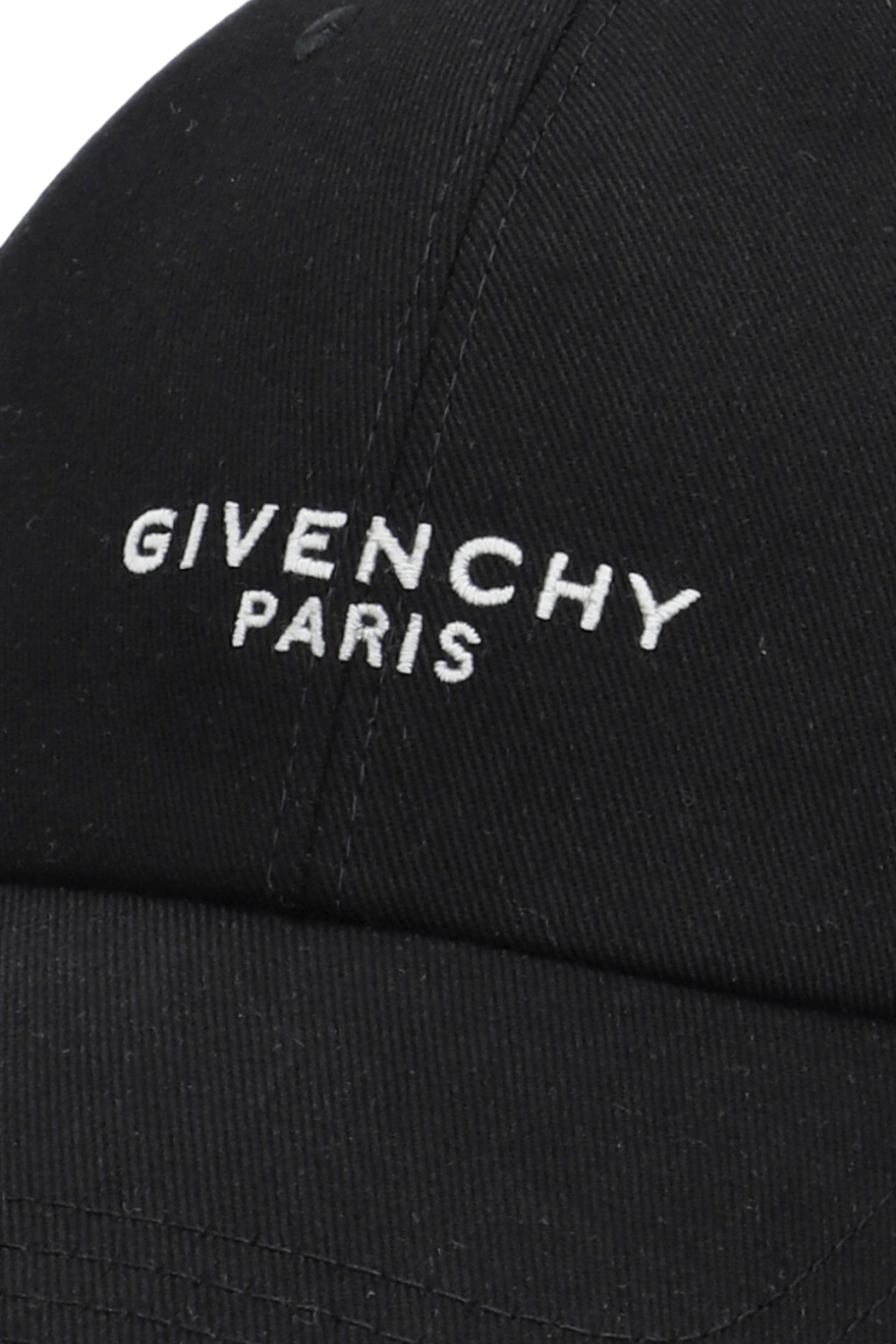 תמונת תקריב של כובע מצחייה