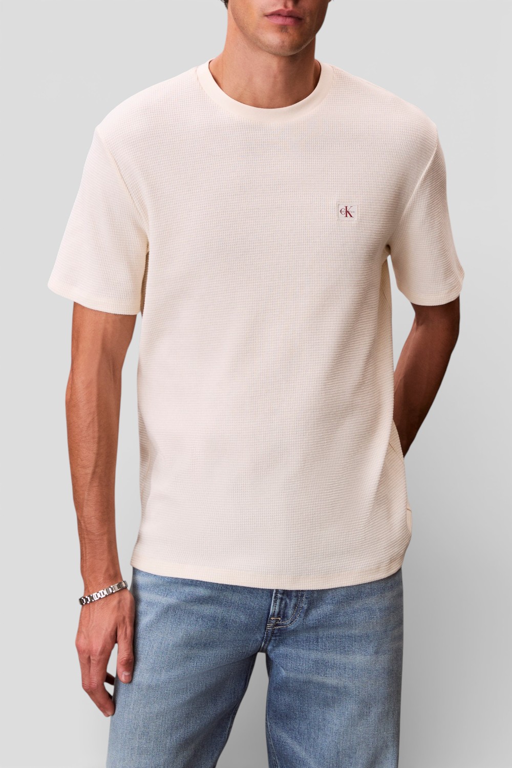 תמונת דוגמן קידמית של חולצת טי