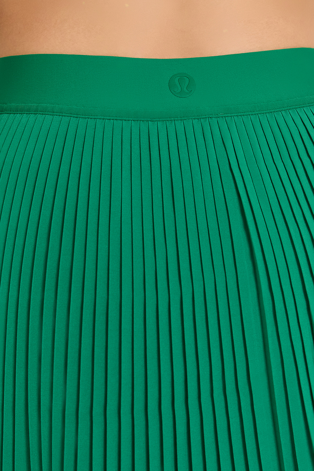 תמונת תקריב דוגמן של Varsity HR Pleated Tennis Skirt