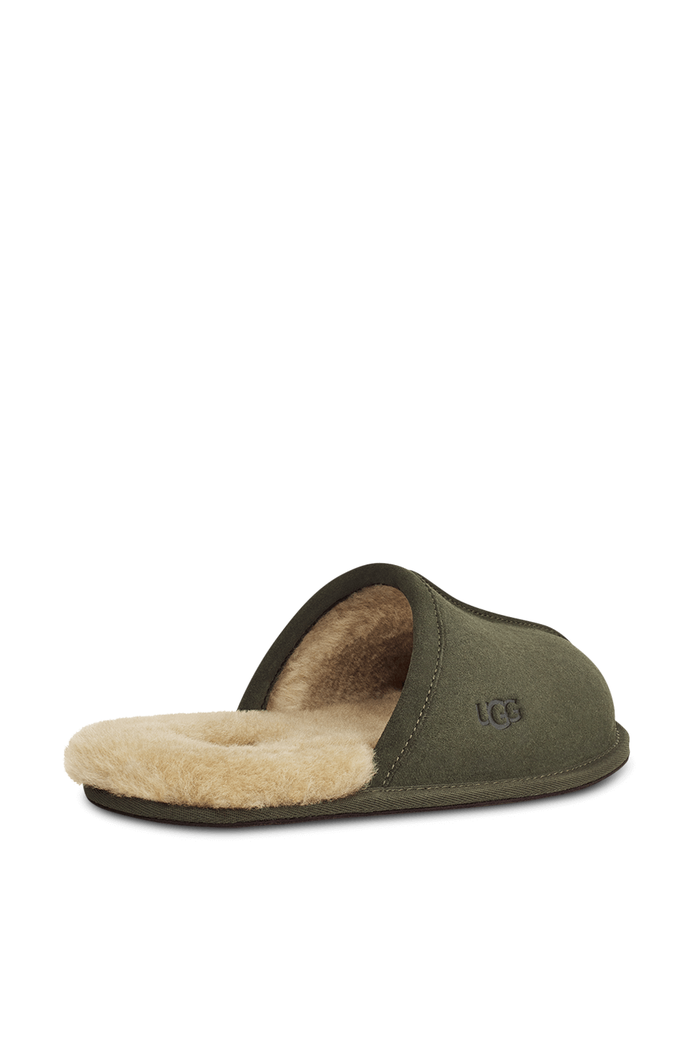 תמונת תקריב של נעלי בית סקאף