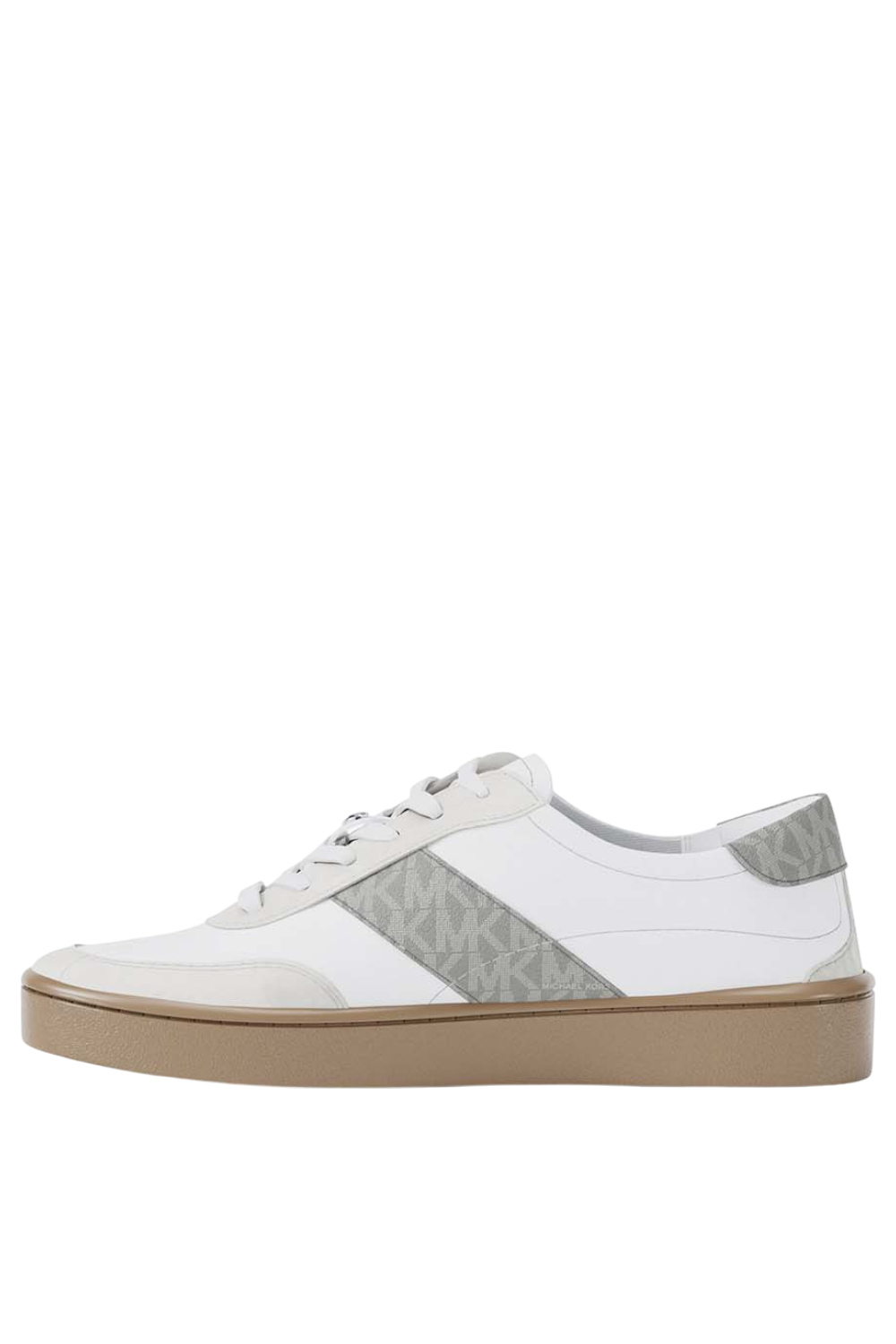 תמונה אחורית של נעלי סניקרס