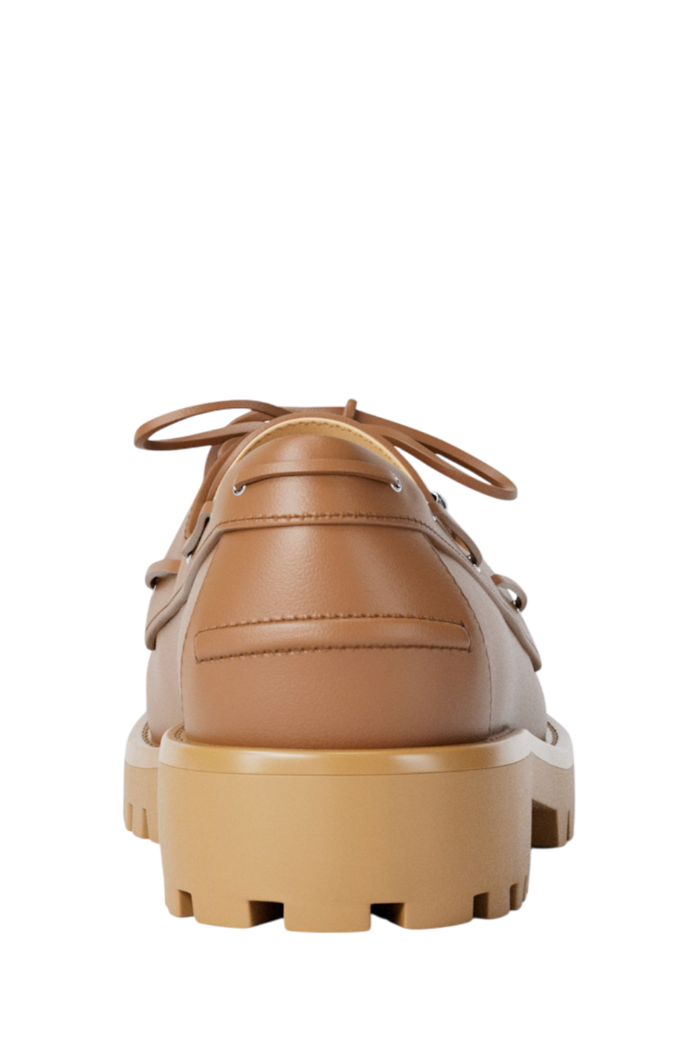 תמונת תקריב של נעלי מוקסין עור