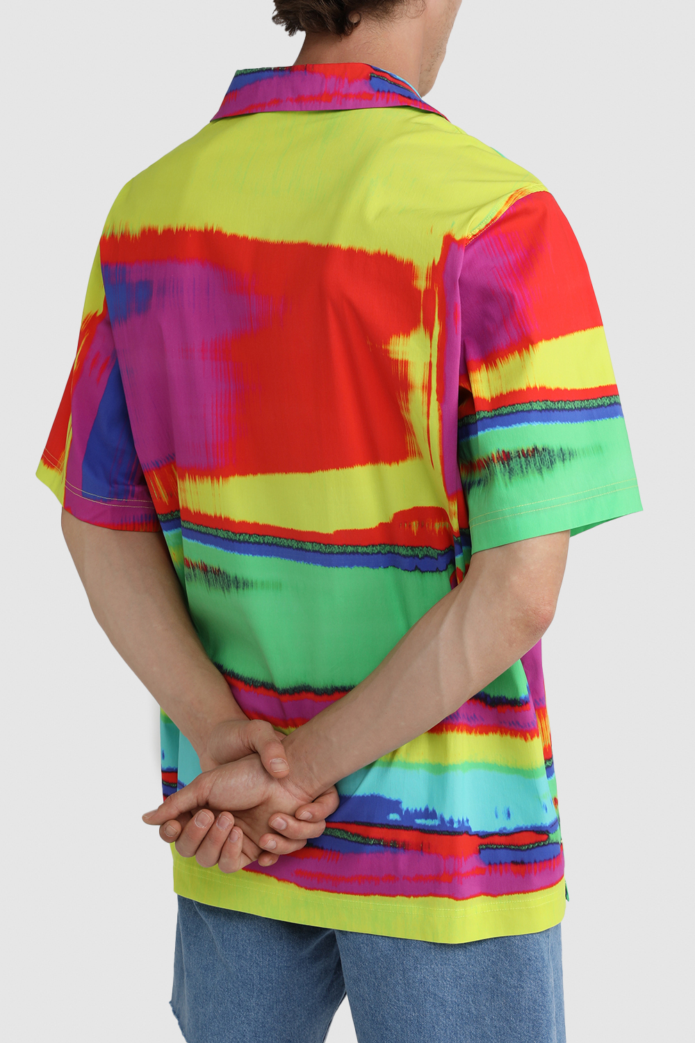 תמונת דוגמן אחורית של חולצה מכופתרת קצרה - גאווה