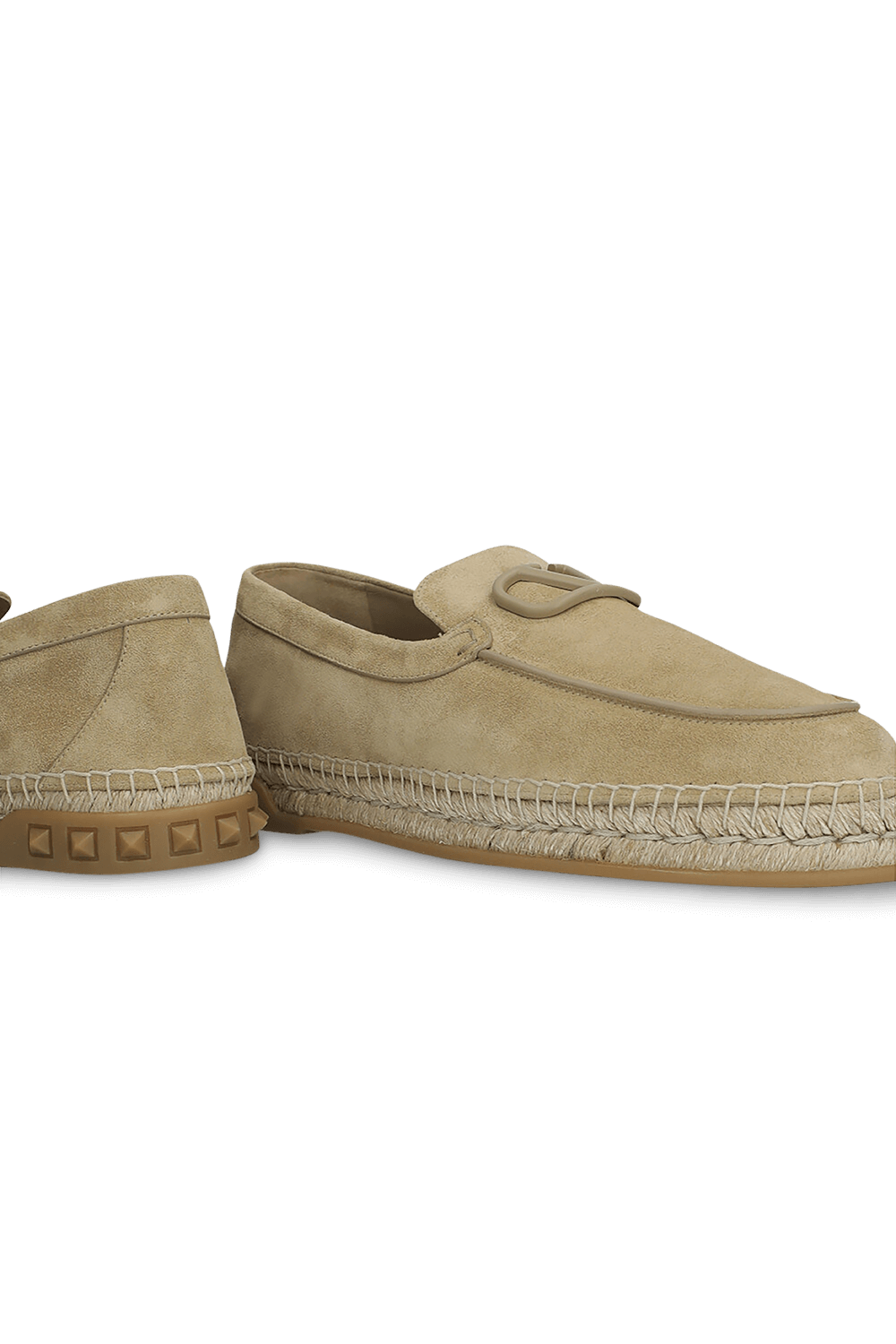 תמונת תקריב של נעלי אספדריל