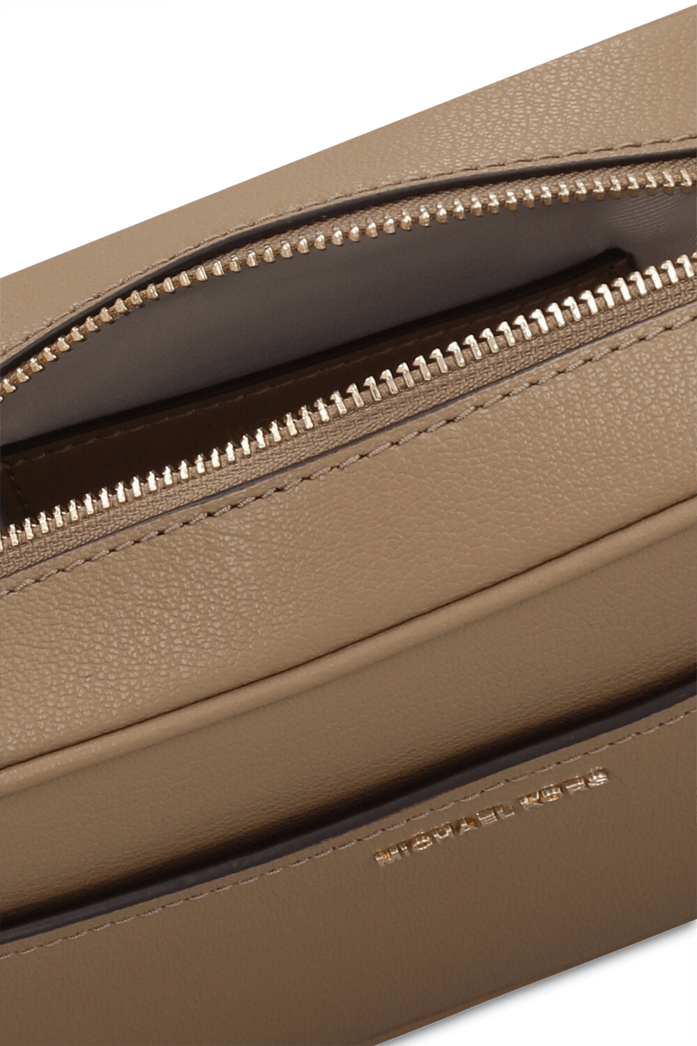 תמונת פנים של תיק קרוסבודי