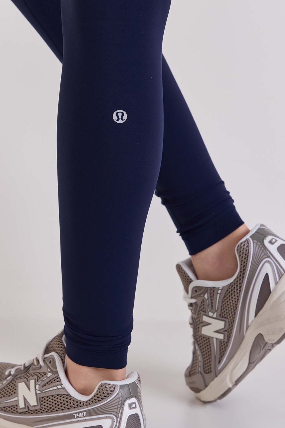 תמונת תקריב דוגמן של WUNDER TRAIN NO LINE HR TIGHT 28