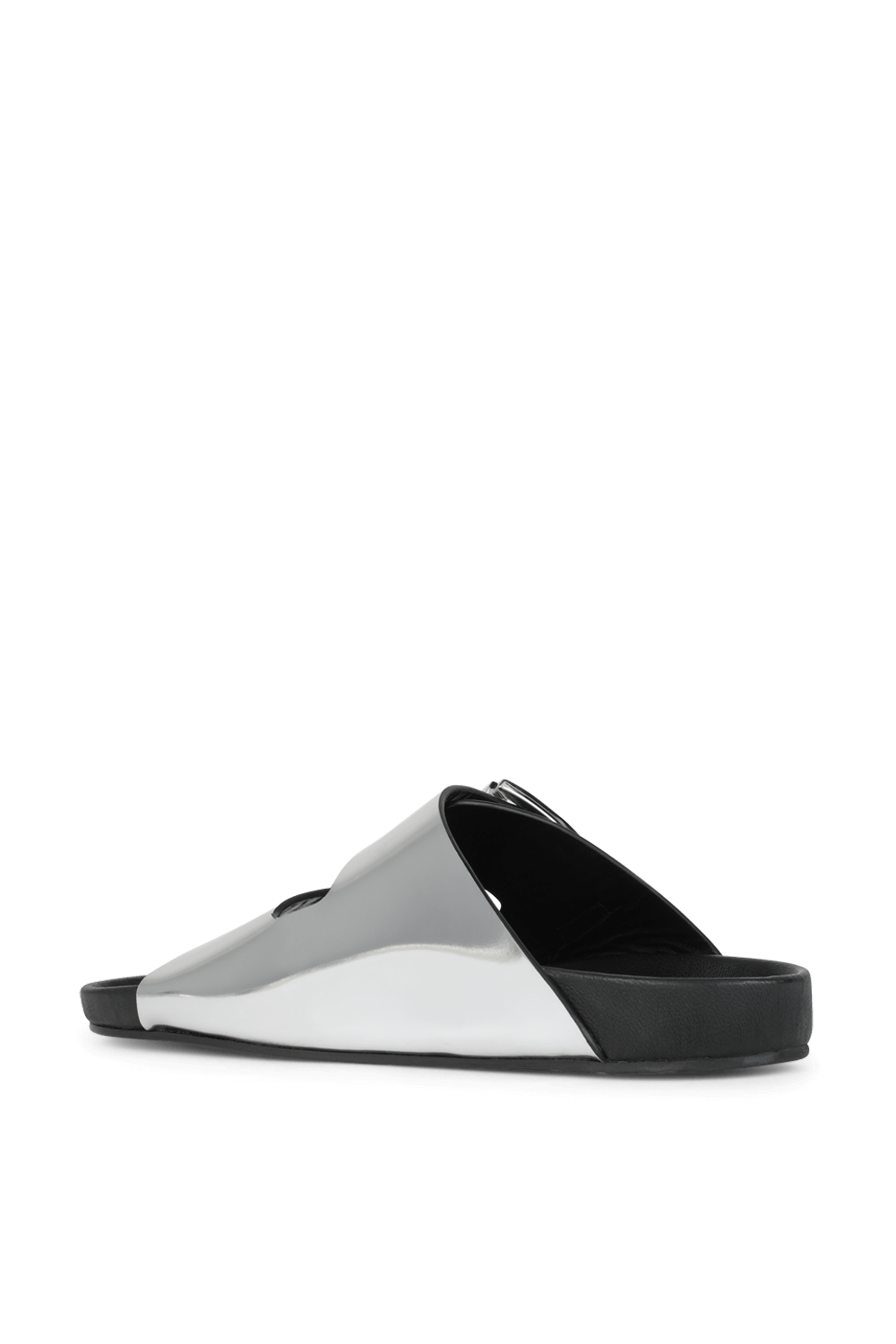 תמונה אחורית של סנדלים שטוחים