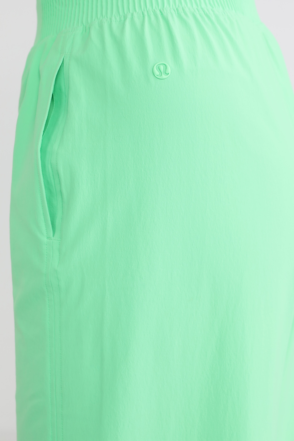 Stretch Woven Wide-Leg High-Rise Pant