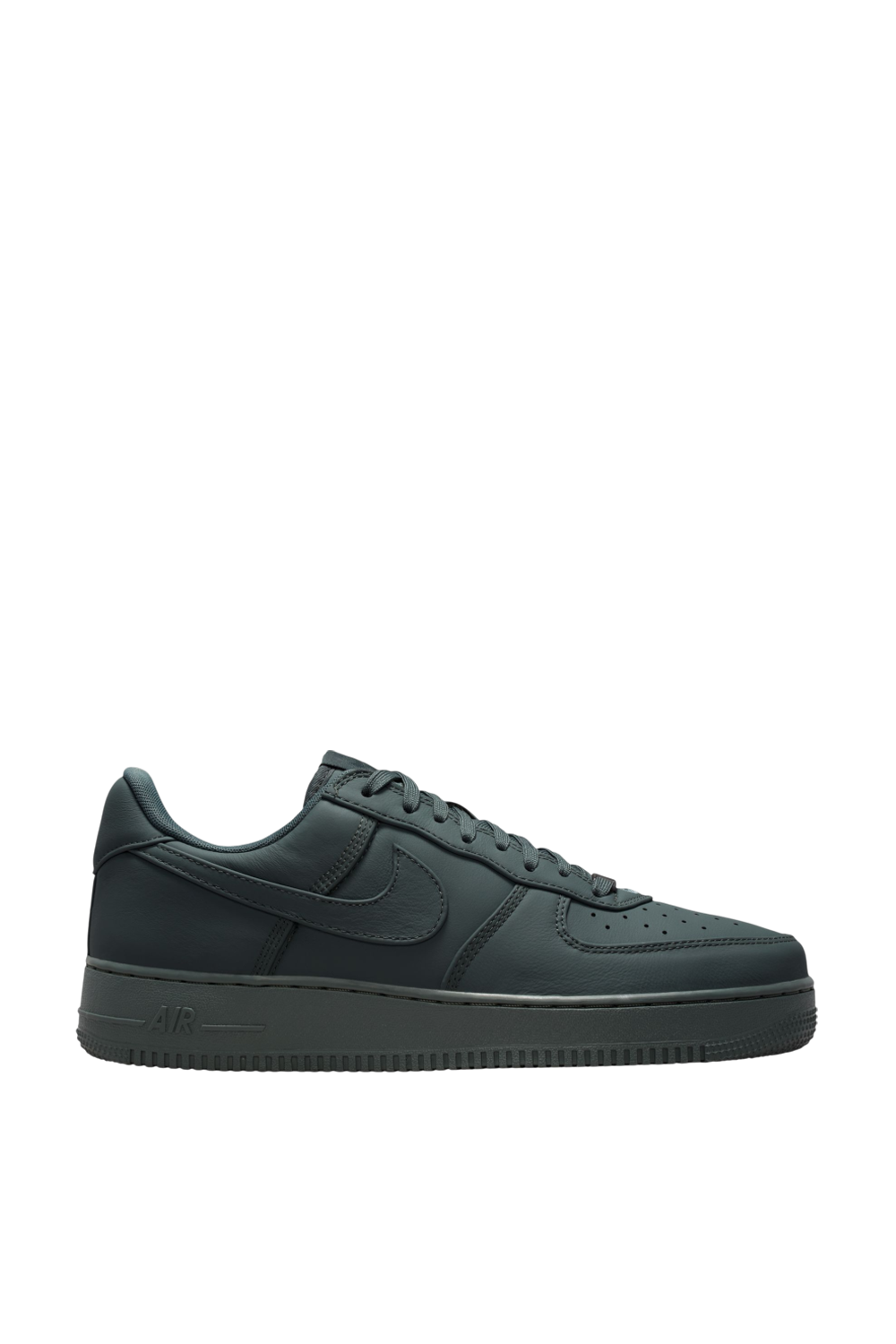 תמונה קידמית של נעלי סניקרס איר פורס 1 לואו רטרו פרימיום