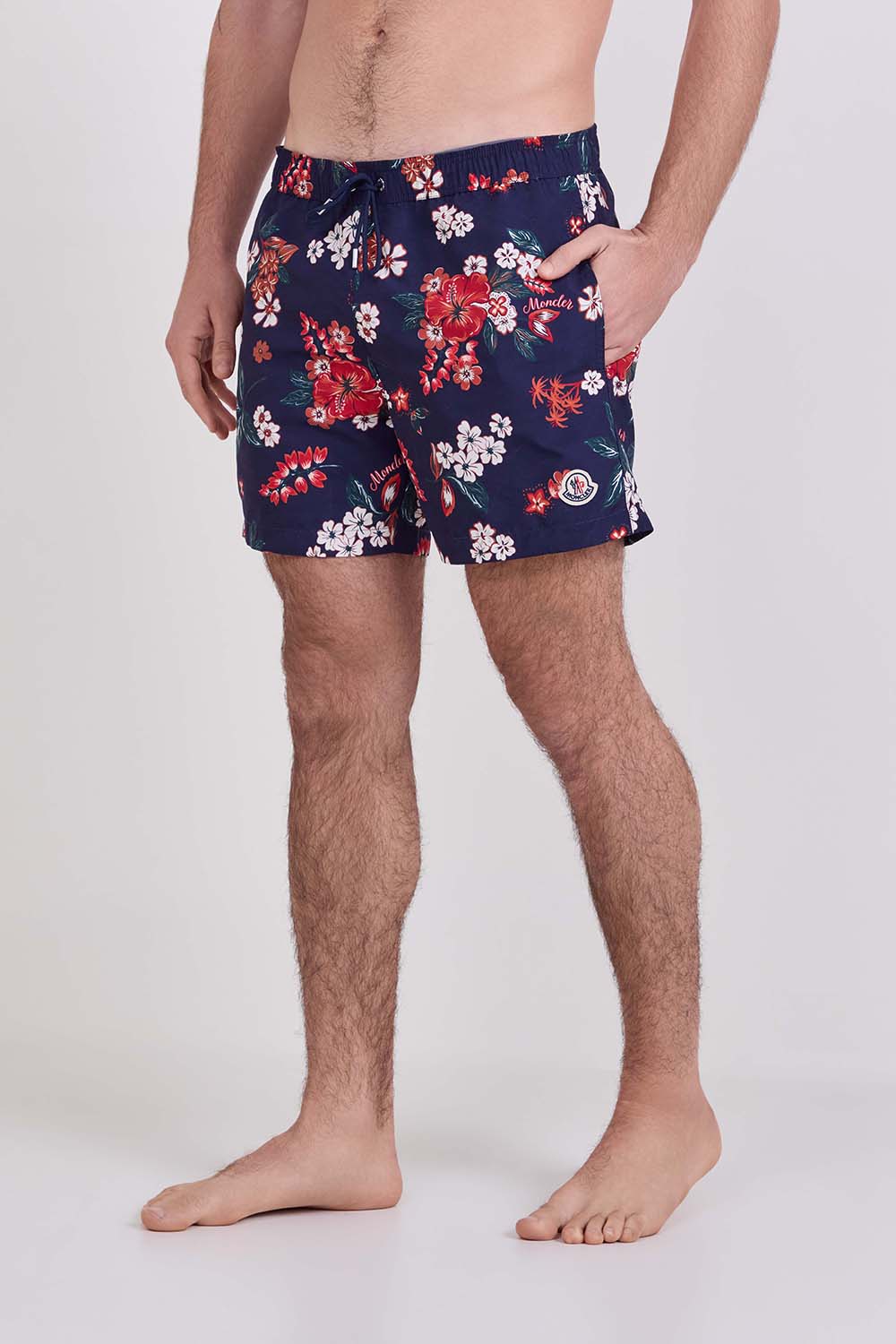 תמונת דוגמן קידמית של מכנסי בגד ים