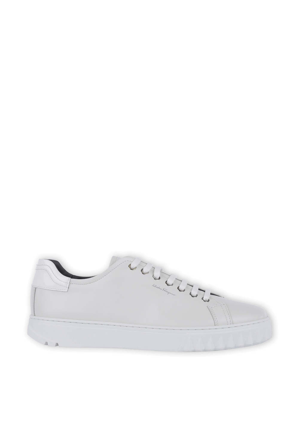 תמונה קידמית של Sneaker Shoe in White