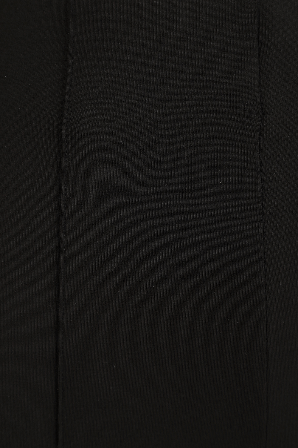 תמונה אחורית של מכנסיים ארוכים גבוהים בגוון שחור