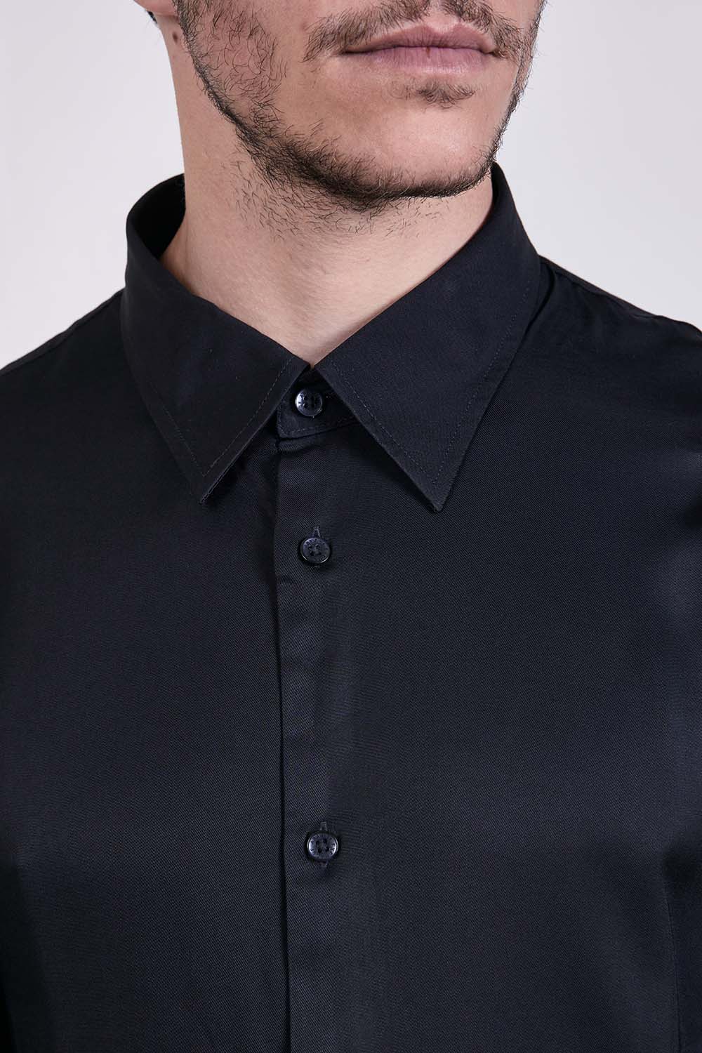 חולצת כפתורים ארוכה