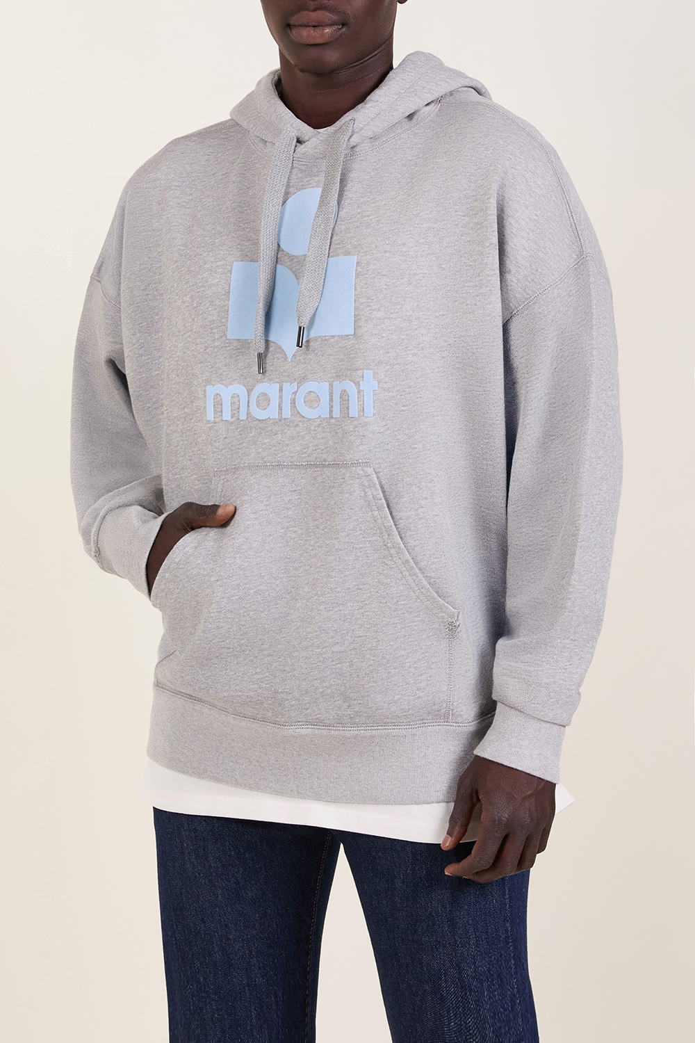 תמונת דוגמן קידמית של סווטשירט קפוצ'ון