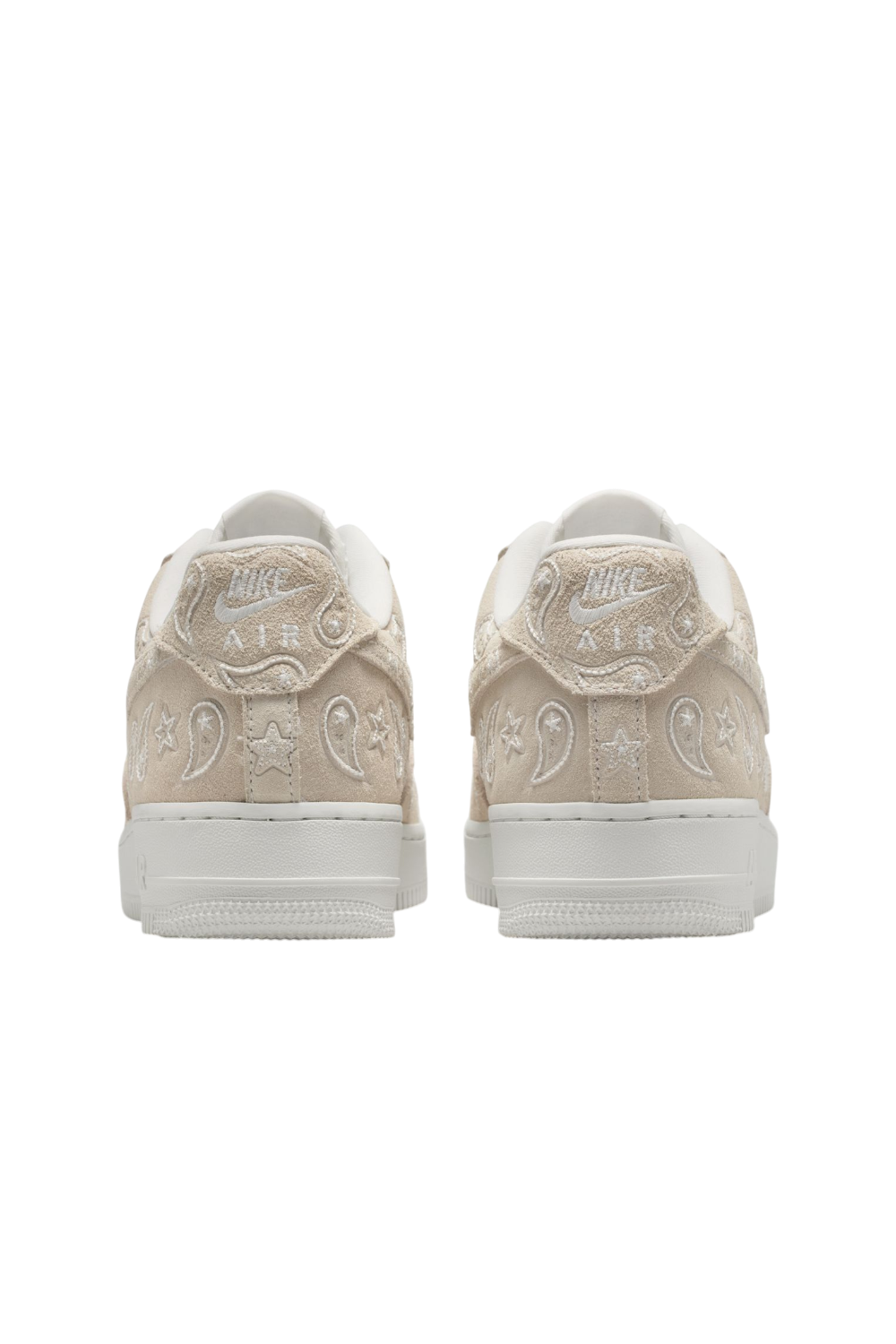 תמונת פנים של נעלי סניקרס אייר פורס 1 07 אל־וי8