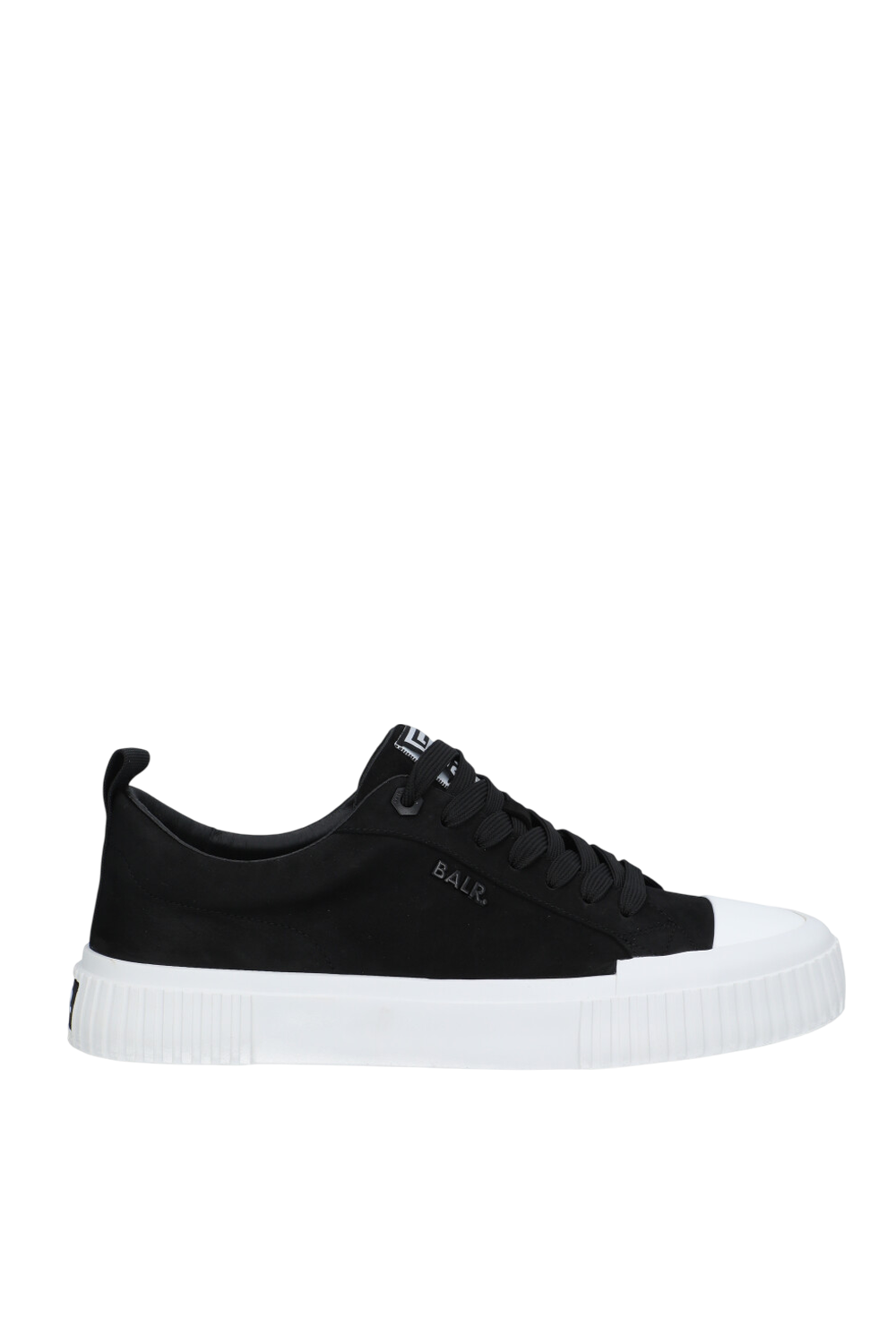 תמונה קידמית של סניקרס